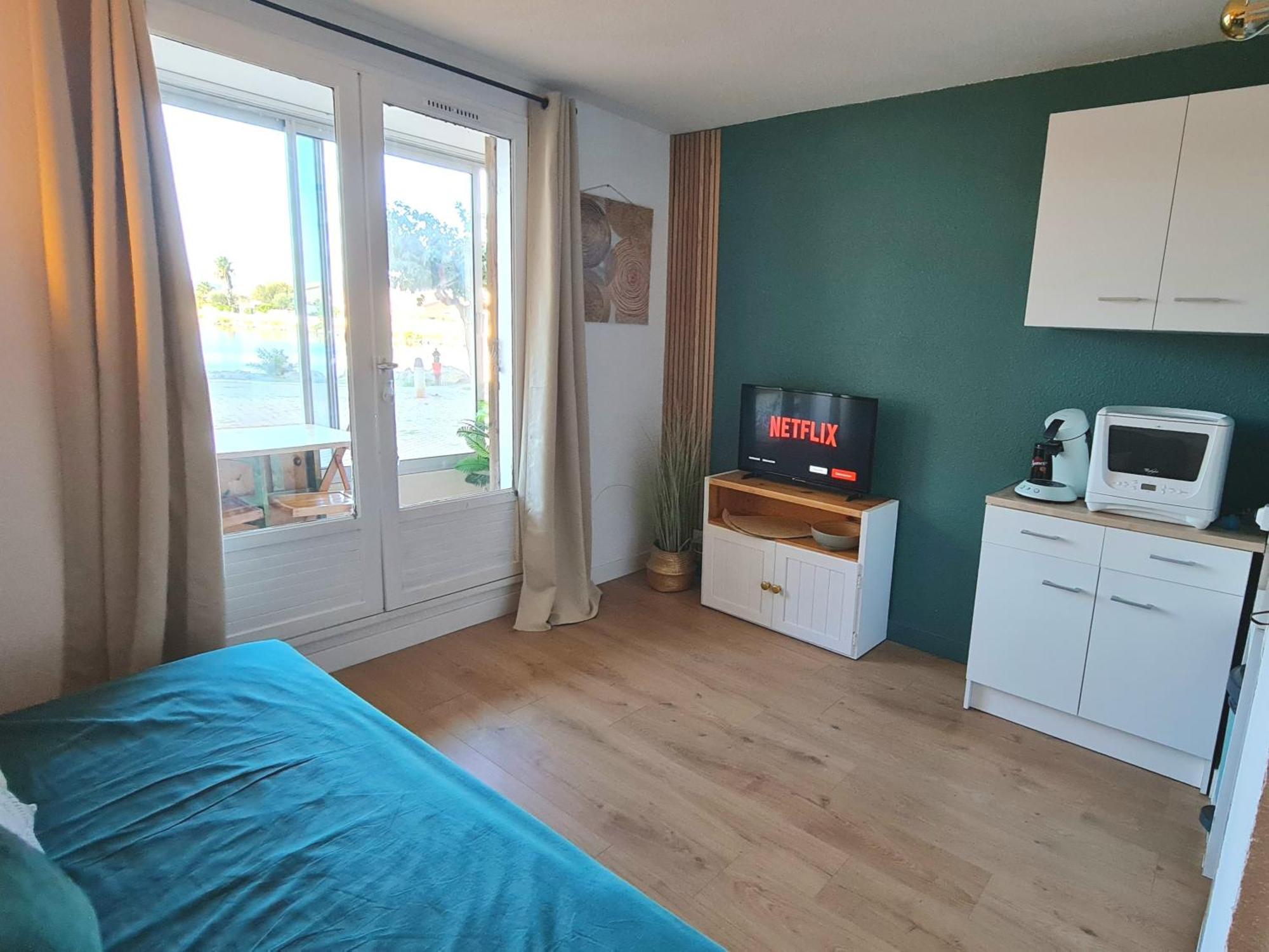 Splendide Appartement Golden House Vue Lac Et Montagne Пор-ла-Нувель Екстер'єр фото